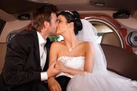 new york limosuines wedding limo service picture of people getting married in a limo