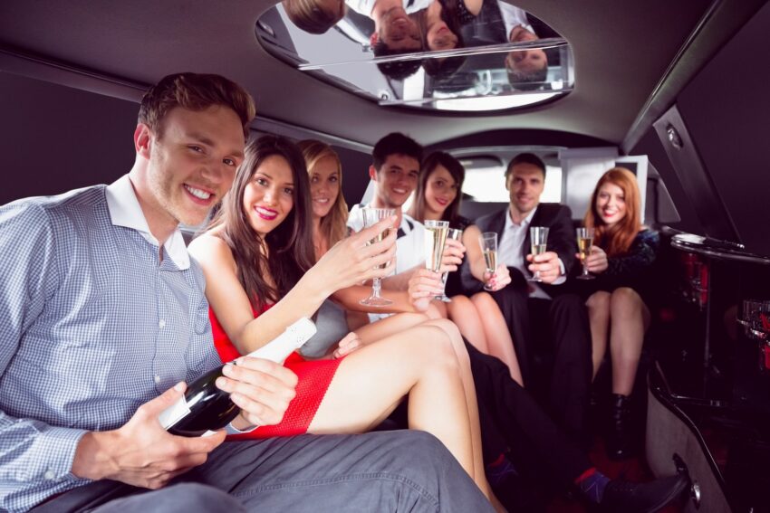 Birthday limo rental packages in New York City with New York City Party Bus Services